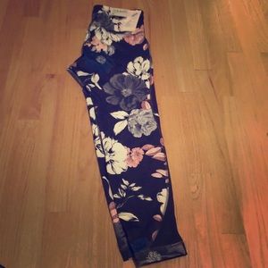 Old Navy Active 7/8 Ankle High Rise Leggings